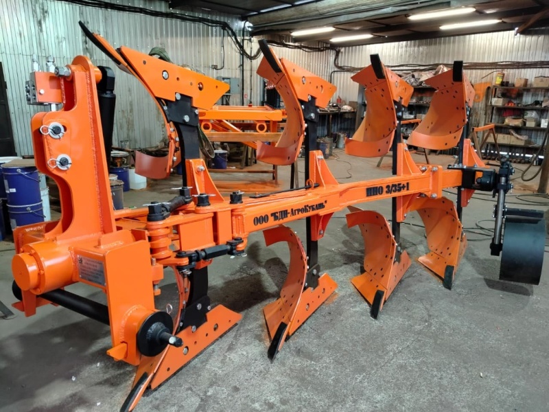 Плуг навесной оборотный 3/35+1 купить в Тамбове – «БДН-АгроКубань», 10