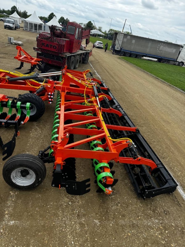 Лущильник мульчировщик дисковый прицепной «АВРОРА» ЛД-8Л (евро-складывание) ЛАФЕТ купить в Тамбове – «БДН-АгроКубань», 5