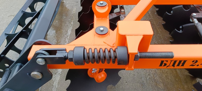 Борона дисковая навесная БДН 2,4х2Н с амортизаторами катка, 14 рабочих органов купить в Тамбове – «БДН-АгроКубань», 6