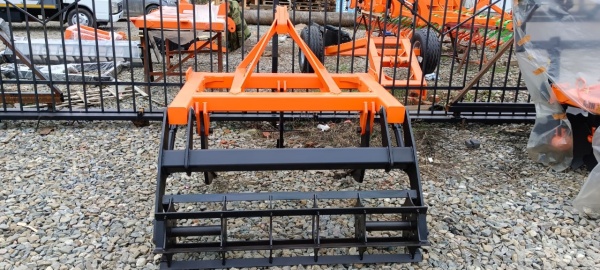 Плуг чизельный ПЧН 1,6 с планчатым катком купить в Тамбове – «БДН-АгроКубань», 2