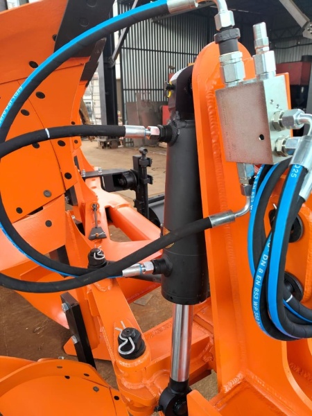 Плуг навесной оборотный 3/35 купить в Тамбове – «БДН-АгроКубань», 3