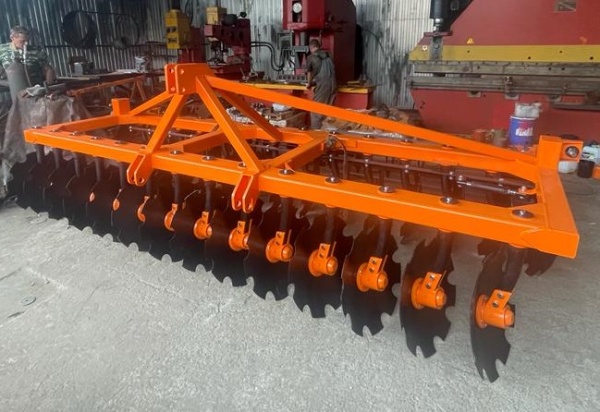 Борона дисковая навесная БДН 4х2Н, 26 рабочих органов купить в Тамбове – «БДН-АгроКубань», 3