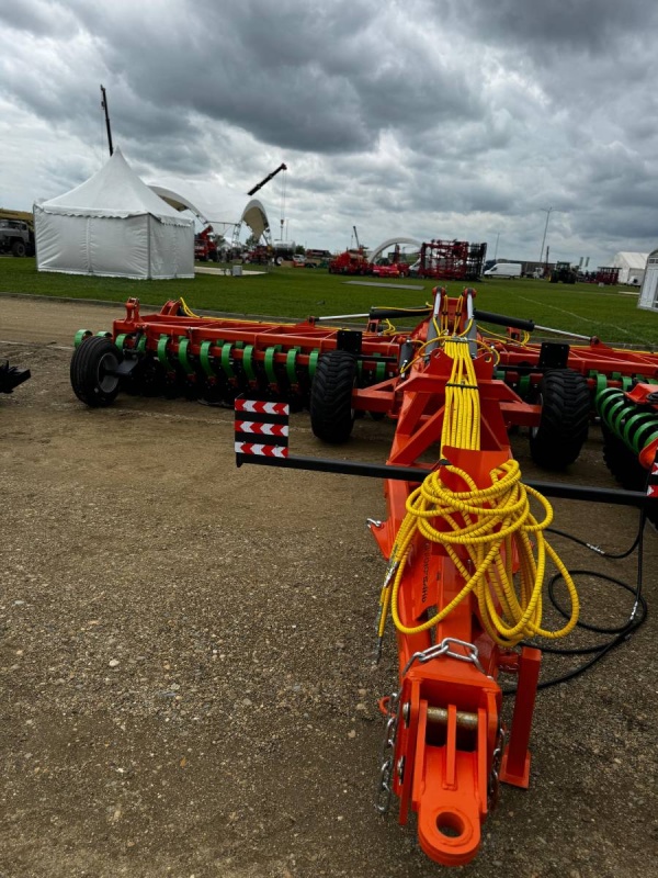 Лущильник мульчировщик дисковый прицепной «АВРОРА» ЛД-8Л (евро-складывание) ЛАФЕТ купить в Тамбове – «БДН-АгроКубань», 4